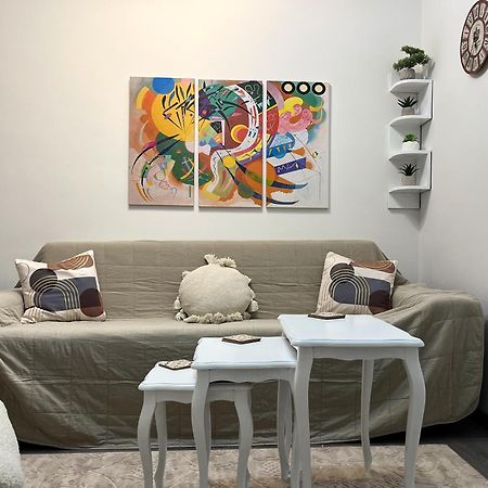 Main Street Retreat Apartment With Free Parking SJJ Eksteriør bilde