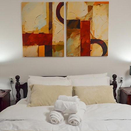 Main Street Retreat Apartment With Free Parking SJJ Eksteriør bilde