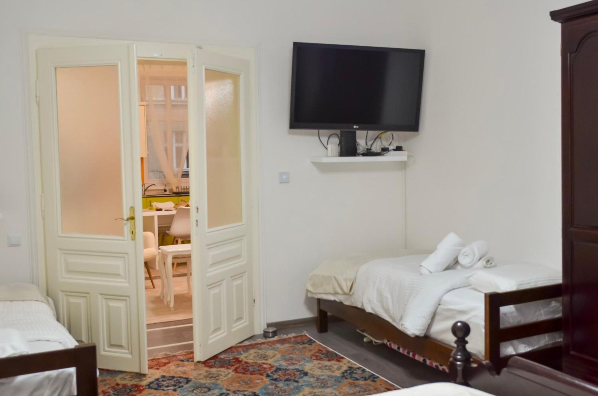 Main Street Retreat Apartment With Free Parking SJJ Eksteriør bilde