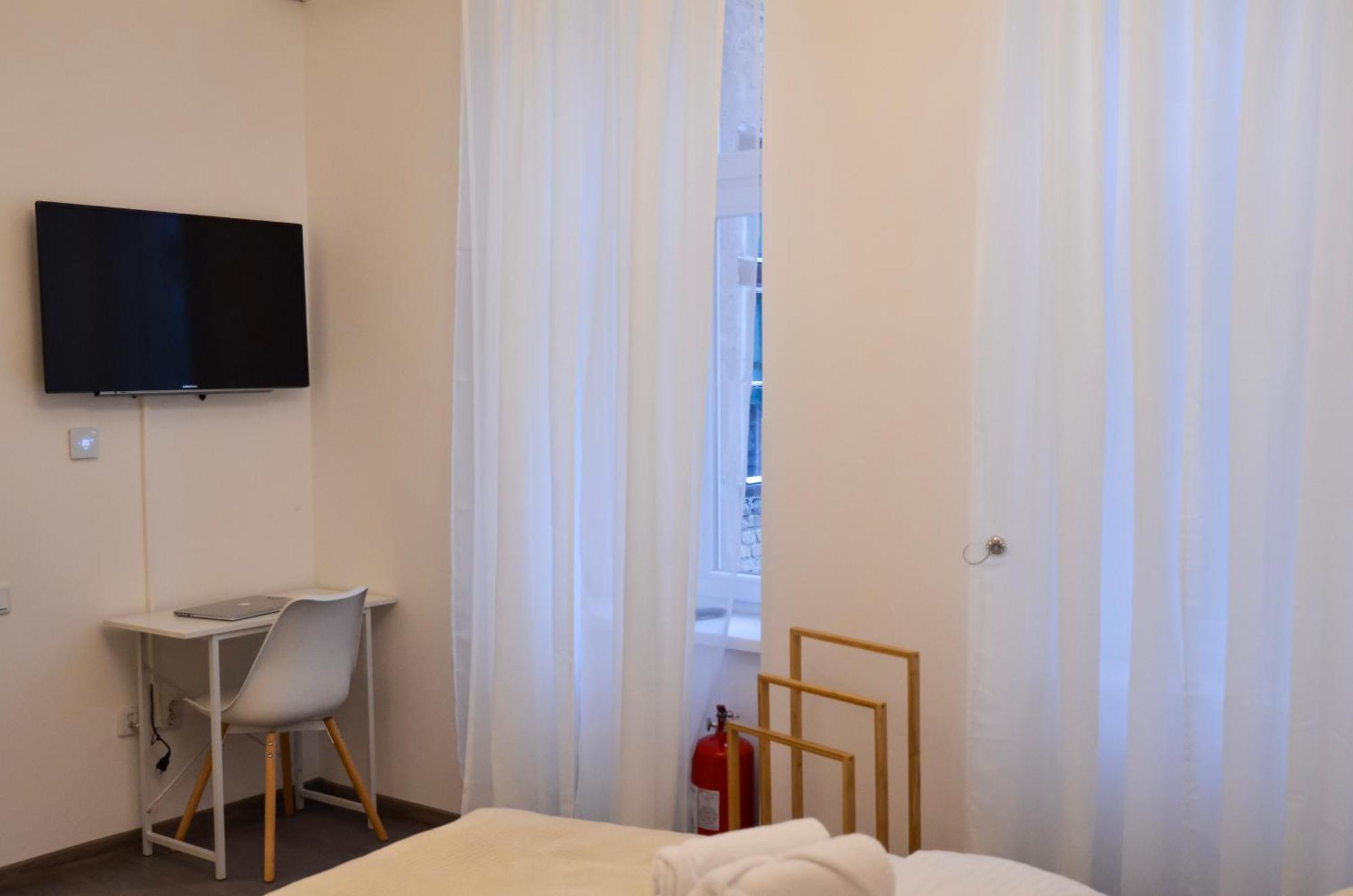Main Street Retreat Apartment With Free Parking SJJ Eksteriør bilde