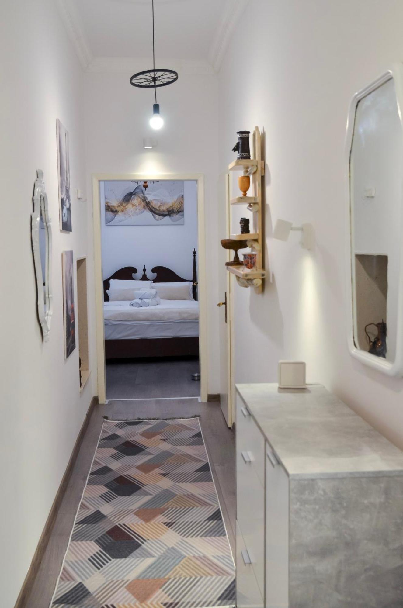 Main Street Retreat Apartment With Free Parking SJJ Eksteriør bilde